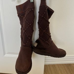 Ugg boots woven